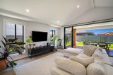 https://images.listonce.com.au/custom/160x/listings/20-moore-way-lucas-vic-3350/011/01633011_img_14.jpg?Kh_fNpKzchw