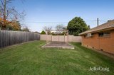 https://images.listonce.com.au/custom/160x/listings/20-numeralla-street-mooroolbark-vic-3138/332/01907332_img_10.jpg?chGoE7RKI-U