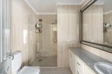 https://images.listonce.com.au/custom/160x/listings/20-oriel-road-ivanhoe-vic-3079/568/01691568_img_05.jpg?zBF3pu6yQYo