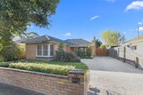 https://images.listonce.com.au/custom/160x/listings/20-panorama-road-herne-hill-vic-3218/004/01699004_img_01.jpg?ixdsR_XmBYA