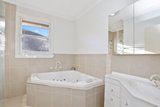 https://images.listonce.com.au/custom/160x/listings/20-panorama-road-herne-hill-vic-3218/004/01699004_img_08.jpg?5gQ3R8l4Kx8