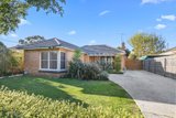 https://images.listonce.com.au/custom/160x/listings/20-panorama-road-herne-hill-vic-3218/004/01699004_img_11.jpg?Ob_dSUrO-lo
