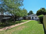 https://images.listonce.com.au/custom/160x/listings/20-park-crescent-south-geelong-vic-3220/100/01699100_img_07.jpg?GdXyFbNcbjw