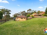 https://images.listonce.com.au/custom/160x/listings/20-parkvalley-drive-chirnside-park-vic-3116/938/01524938_img_10.jpg?7CAxSAzUEZc