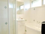 https://images.listonce.com.au/custom/160x/listings/20-philip-avenue-doncaster-vic-3108/726/01683726_img_05.jpg?nC_JOPW8QDM