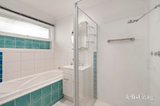 https://images.listonce.com.au/custom/160x/listings/20-plymouth-road-croydon-vic-3136/379/01901379_img_06.jpg?vr878AYrH90