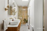 https://images.listonce.com.au/custom/160x/listings/20-queen-street-ormond-vic-3204/315/01950315_img_08.jpg?xNVtLhZ6OHE