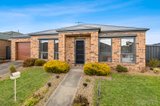 https://images.listonce.com.au/custom/160x/listings/20-raymond-george-place-lara-vic-3212/852/01091852_img_01.jpg?cX8BfCv5Rc4