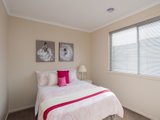 https://images.listonce.com.au/custom/160x/listings/20-regency-rise-chirnside-park-vic-3116/283/01524283_img_15.jpg?SmLUaCCrs4E