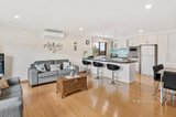 https://images.listonce.com.au/custom/160x/listings/20-regina-street-kilsyth-vic-3137/766/01571766_img_06.jpg?4MiQfjW6yhI