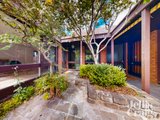 https://images.listonce.com.au/custom/160x/listings/20-riversdale-court-hawthorn-vic-3122/022/01846022_img_11.jpg?eJPKvH4plOQ