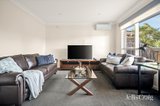 https://images.listonce.com.au/custom/160x/listings/20-robross-street-cheltenham-vic-3192/980/01827980_img_07.jpg?Hc1Pqu-7rMw