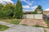 https://images.listonce.com.au/custom/160x/listings/20-roseland-crescent-hoppers-crossing-vic-3029/798/01641798_img_03.jpg?_9_1YPE_TPM