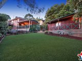 https://images.listonce.com.au/custom/160x/listings/20-ross-pincott-drive-mooroolbark-vic-3138/899/01524899_img_12.jpg?4kqflefWzG8