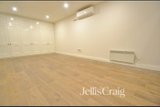 https://images.listonce.com.au/custom/160x/listings/20-slater-street-northcote-vic-3070/377/01932377_img_04.jpg?4RIq9Zrc1M0