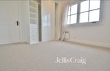 https://images.listonce.com.au/custom/160x/listings/20-slater-street-northcote-vic-3070/377/01932377_img_10.jpg?RrqYsLu4sQU