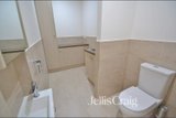 https://images.listonce.com.au/custom/160x/listings/20-slater-street-northcote-vic-3070/377/01932377_img_11.jpg?RCh_Rrj0jEk