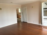 https://images.listonce.com.au/custom/160x/listings/20-smeaton-close-lara-vic-3212/775/01811775_img_18.jpg?pVM8ibHo1qU