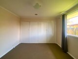 https://images.listonce.com.au/custom/160x/listings/20-smeaton-close-lara-vic-3212/775/01811775_img_24.jpg?YyIQYFr-nGk