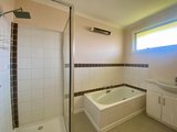https://images.listonce.com.au/custom/160x/listings/20-smeaton-close-lara-vic-3212/775/01811775_img_31.jpg?PZZ_L1LZEI0