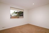 https://images.listonce.com.au/custom/160x/listings/20-st-boswells-avenue-berwick-vic-3806/519/01609519_img_09.jpg?5PyP4utzqNo