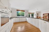 https://images.listonce.com.au/custom/160x/listings/20-st-david-street-rippleside-vic-3215/806/01698806_img_04.jpg?LH0WeR1Mi98