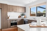 https://images.listonce.com.au/custom/160x/listings/20-stuart-drive-woodend-vic-3442/646/01896646_img_02.jpg?ifUVr5xvyDs