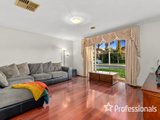 https://images.listonce.com.au/custom/160x/listings/20-sunset-drive-kilsyth-south-vic-3137/707/01525707_img_03.jpg?PqEwo7kphEY