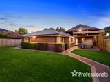 https://images.listonce.com.au/custom/160x/listings/20-sunset-drive-kilsyth-south-vic-3137/707/01525707_img_15.jpg?x4RadYPiDbQ