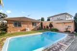 https://images.listonce.com.au/custom/160x/listings/20-swayfield-road-mount-waverley-vic-3149/039/01938039_img_02.jpg?NKwwJDgEccE