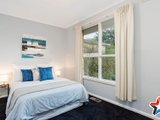 https://images.listonce.com.au/custom/160x/listings/20-swinburne-avenue-mooroolbark-vic-3138/474/01529474_img_10.jpg?mH8Z5mVWvZs