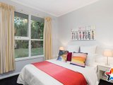 https://images.listonce.com.au/custom/160x/listings/20-swinburne-avenue-mooroolbark-vic-3138/474/01529474_img_11.jpg?z5y4ImS4REU