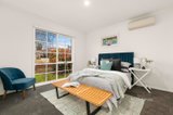 https://images.listonce.com.au/custom/160x/listings/20-tasman-avenue-strathmore-heights-vic-3041/152/01269152_img_07.jpg?S9nHHozAyOY