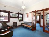 https://images.listonce.com.au/custom/160x/listings/20-tennyson-avenue-caulfield-north-vic-3161/530/01633530_img_02.jpg?njWVon35nT8