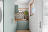 https://images.listonce.com.au/custom/160x/listings/20-tharratt-street-thornbury-vic-3071/547/01911547_img_05.jpg?8hVrHHtzRWw