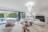 https://images.listonce.com.au/custom/160x/listings/20-the-close-beaumaris-vic-3193/051/01797051_img_08.jpg?UNx6H4Jd8R4