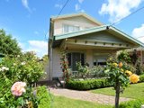 https://images.listonce.com.au/custom/160x/listings/20-thorne-street-east-geelong-vic-3219/740/01699740_img_11.jpg?BMglcRGWGvs