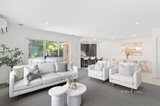 https://images.listonce.com.au/custom/160x/listings/20-timms-avenue-croydon-vic-3136/116/01598116_img_02.jpg?Cdw19IfTznc