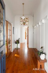 https://images.listonce.com.au/custom/160x/listings/20-view-street-alphington-vic-3078/036/01752036_img_03.jpg?EmuqCFAsfd4