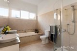 https://images.listonce.com.au/custom/160x/listings/20-view-street-alphington-vic-3078/036/01752036_img_14.jpg?X-99ZA0ARK8
