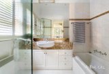 https://images.listonce.com.au/custom/160x/listings/20-view-street-canterbury-vic-3126/668/01928668_img_10.jpg?IMJOLMvmlK0