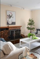 https://images.listonce.com.au/custom/160x/listings/20-view-street-canterbury-vic-3126/668/01928668_img_21.jpg?qGYb3ZFvikg