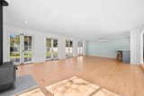 https://images.listonce.com.au/custom/160x/listings/20-waterfalls-road-mount-macedon-vic-3441/237/01753237_img_04.jpg?Vvy0sNs0iLs