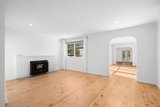 https://images.listonce.com.au/custom/160x/listings/20-waterfalls-road-mount-macedon-vic-3441/237/01753237_img_05.jpg?2DKB5omAw6I