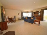 https://images.listonce.com.au/custom/160x/listings/20-wattletree-drive-mount-helen-vic-3350/761/01575761_img_03.jpg?m_hD-WYBmgE