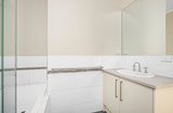 https://images.listonce.com.au/custom/160x/listings/20-williams-road-mooroolbark-vic-3138/271/01975271_img_08.jpg?92lhYl8JFcI