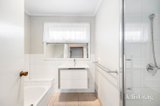https://images.listonce.com.au/custom/160x/listings/20-windsor-avenue-alfredton-vic-3350/803/01911803_img_05.jpg?lCfjxz0nXCw