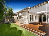 https://images.listonce.com.au/custom/160x/listings/20-woods-street-newport-vic-3015/280/01203280_img_11.jpg?ODbz5z0oYzA