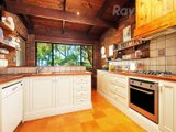 https://images.listonce.com.au/custom/160x/listings/20-wylie-road-silvan-vic-3795/115/01870115_img_07.jpg?FTejwffCjpo