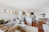 https://images.listonce.com.au/custom/160x/listings/200-patterson-road-bentleigh-vic-3204/338/01165338_img_07.jpg?vDyusHXlmaU